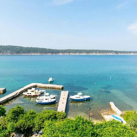 Rab With Private Dock And Sea Views Apartment