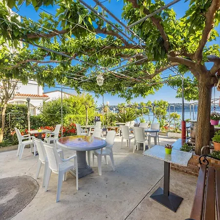 Rab With Private Dock And Sea Views * 라브