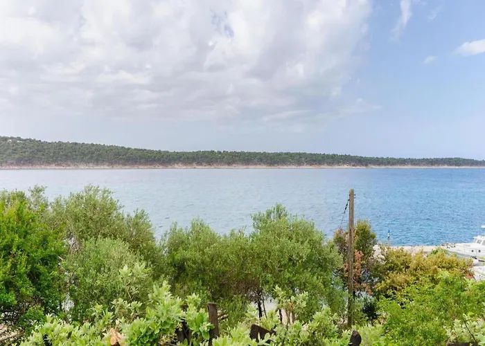 Apartamento Rab With Private Dock And Sea Views Rab Town